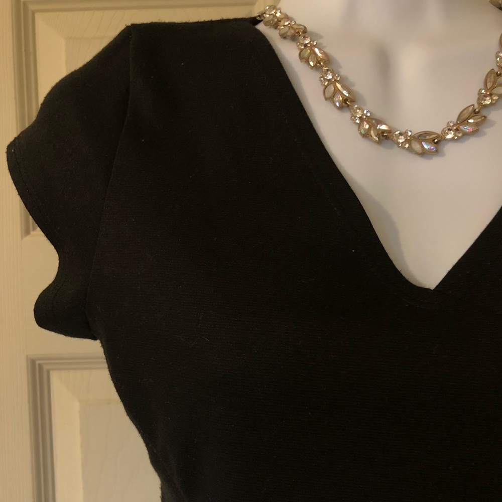 Black crop top